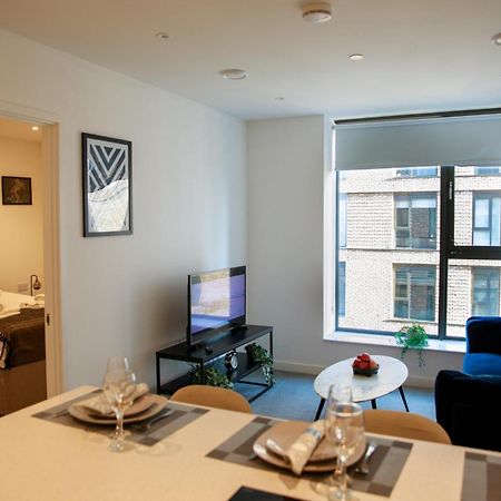 Trafford Suite Modern 1 Bed With Cinema Room Manchester Kültér fotó