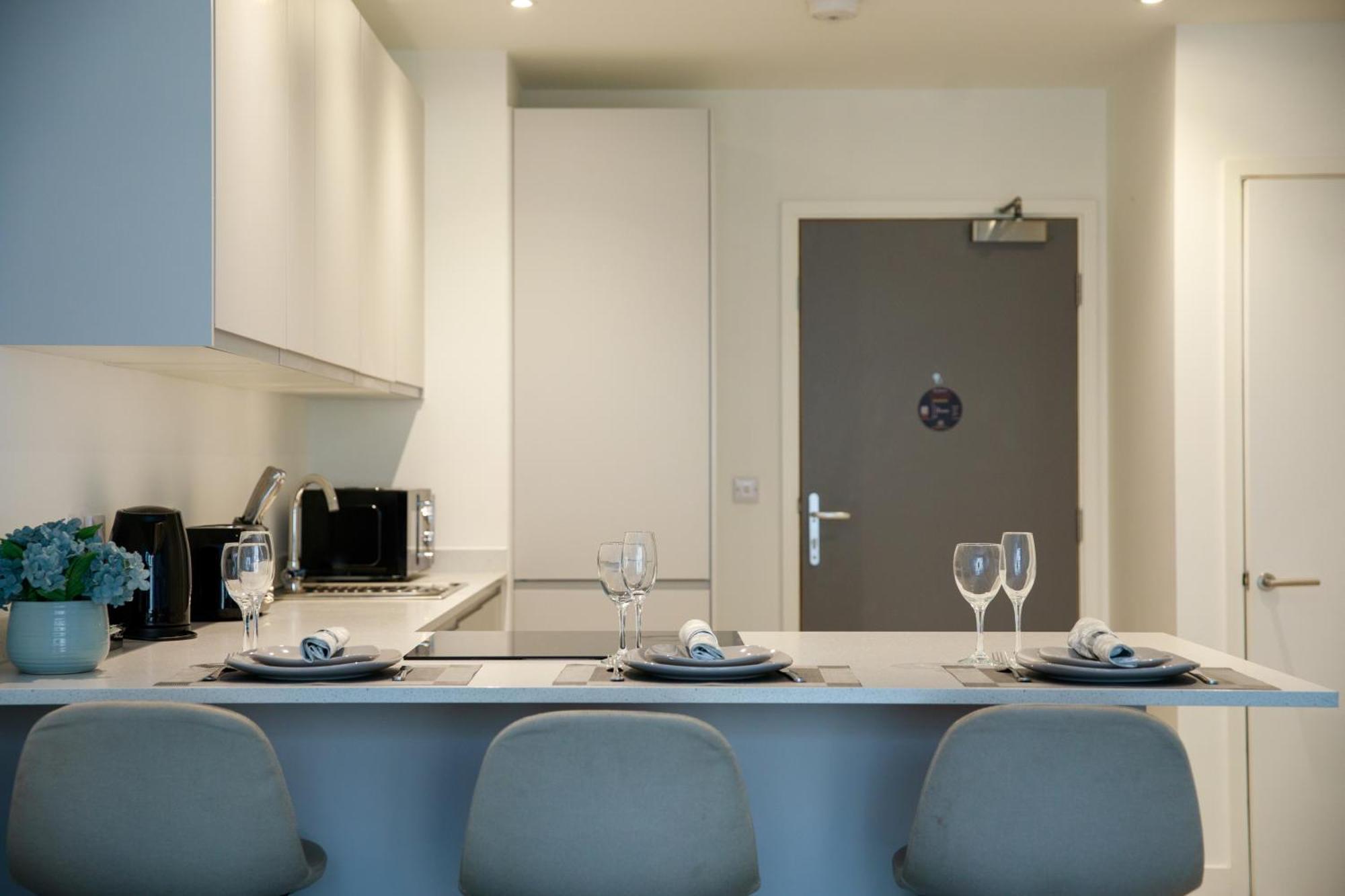 Trafford Suite Modern 1 Bed With Cinema Room Manchester Kültér fotó